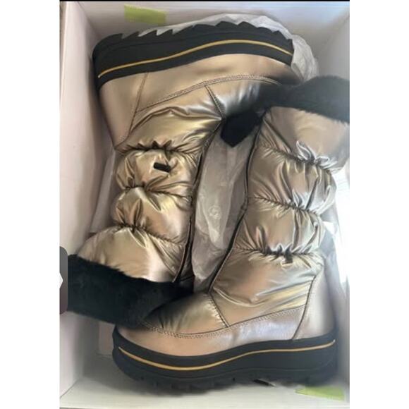 New PAJAR Tobaggan 2.0 Women's Gold Winter Waterproof Boots Front Zip SIZE 9 - Picture 1 of 6